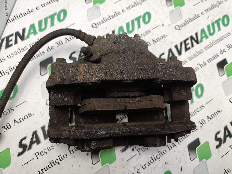 Pinça travão / maxila de travão frente esquerda PEUGEOT 208