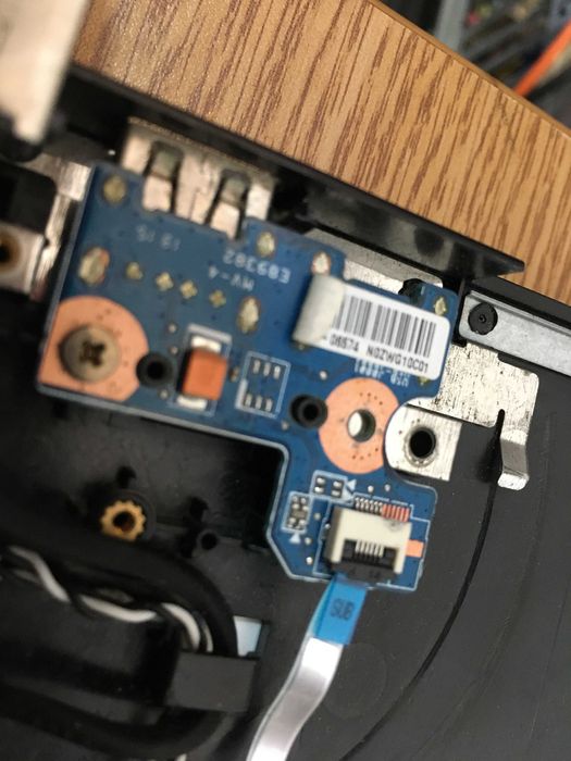 Portátil Toshiba Satellite C855D para peças - ecrã, dissipador, etc