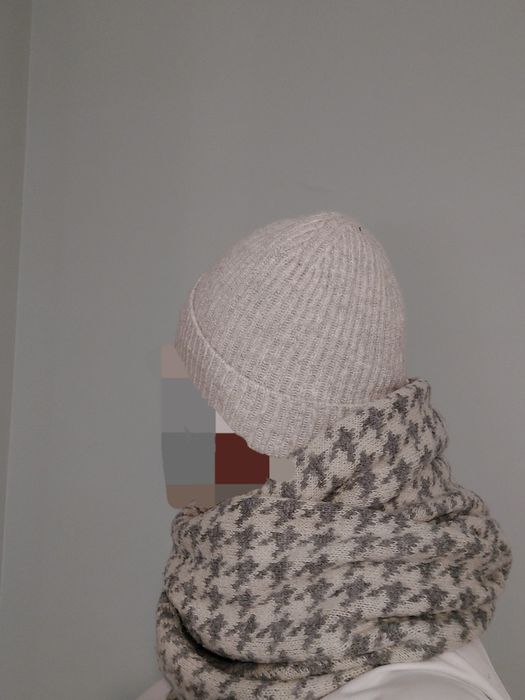Zimowa czapka (H&M)