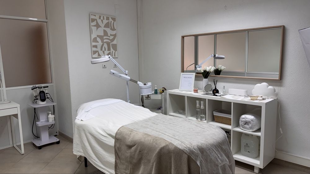 Gabinete equipado para Esteticista / Lash Designer / Massagista | Ramada, Odivelas por dia