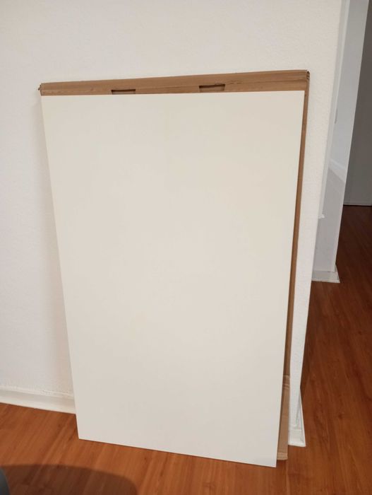 Tampo de mesa MELLTORP IKEA.