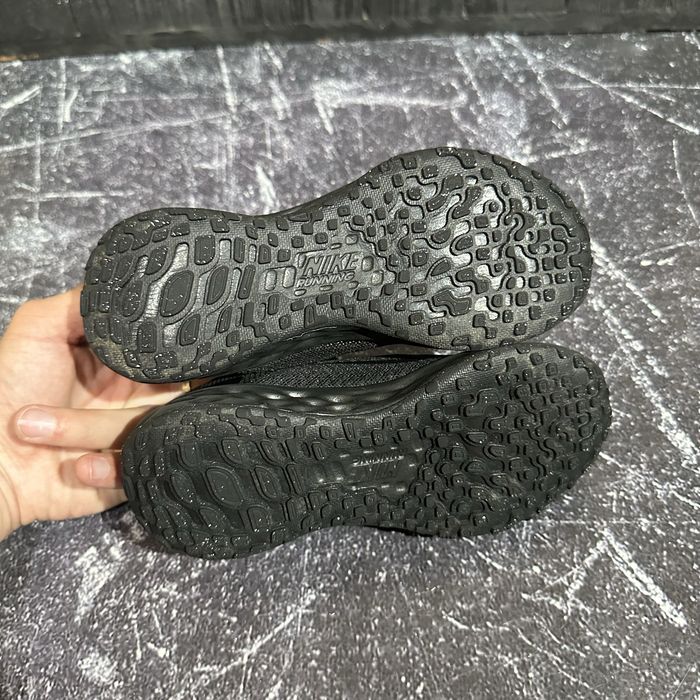 Дитячі легенькі кросівки Nike Revolution 28.5/18 cm