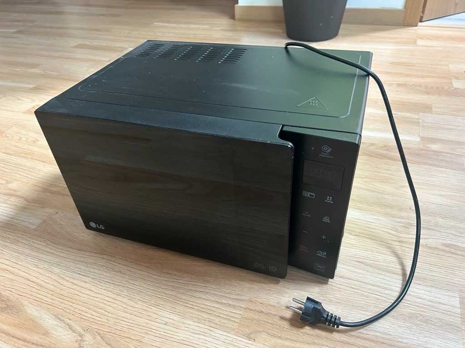 Microondas LG MH 6535 GDS | 25 litros, 1000 W