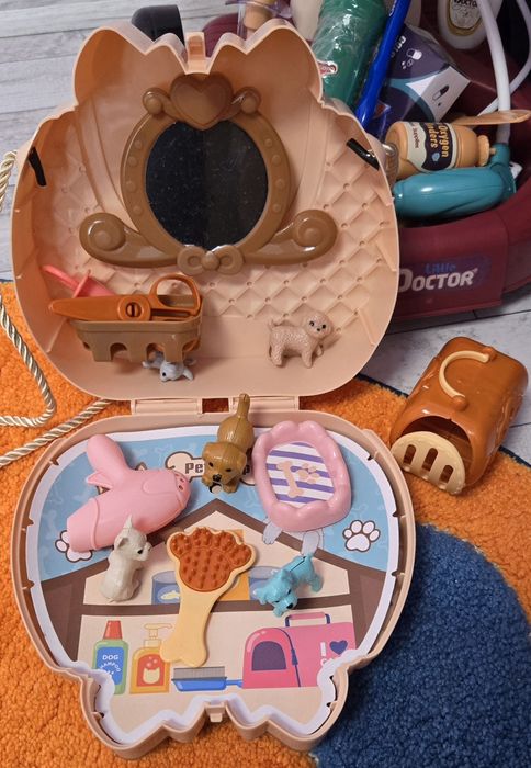 Продам сумочку з собачками