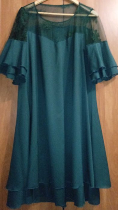 Платье/сукня гарного смарагдового кольору