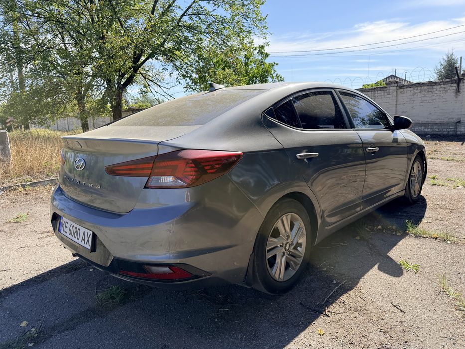 Продам Hyundai Elantra