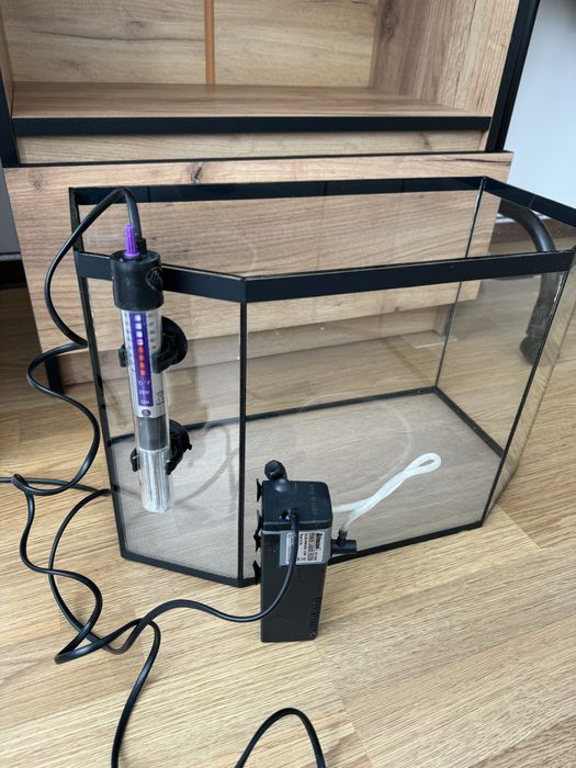 Продаю акваріум в хорошому стані