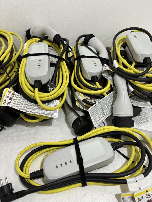 Зарядка Audi Q4 Etron Volkswagen E-Golf , ID3,D4,ID5,ID6 1EA971675AL