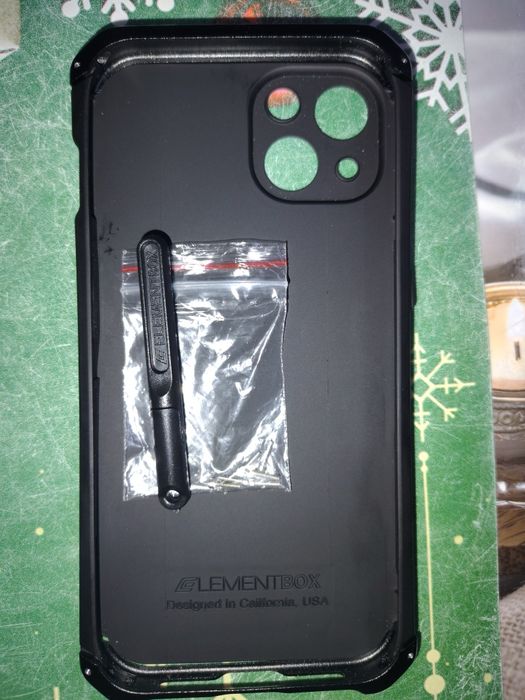Чехлы  Apple iPhone 13