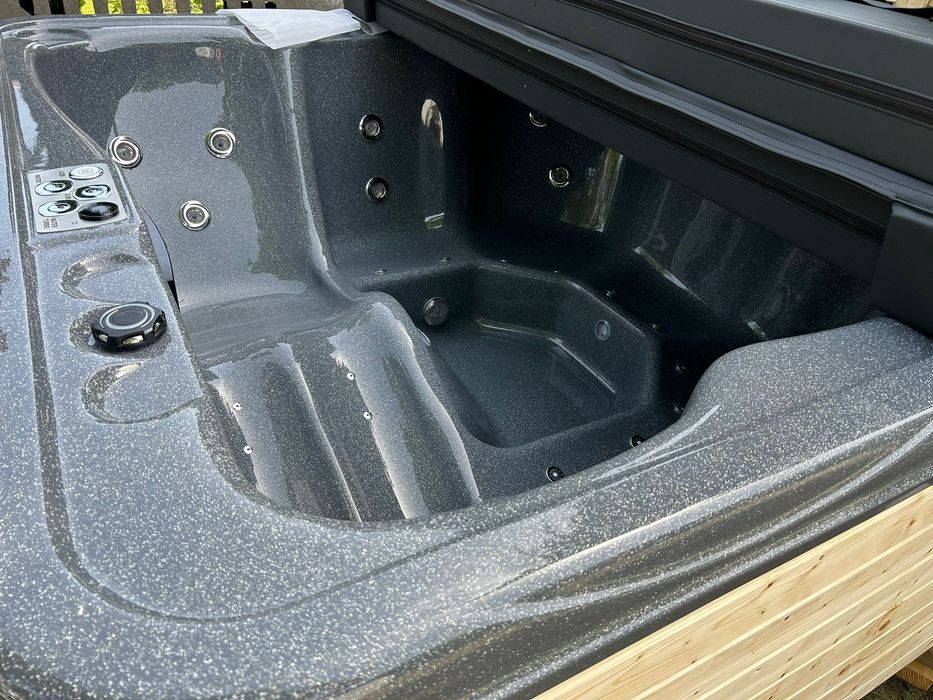 Jacuzzi, Balia, hot tuba, ruska beczka, kwadratowa
