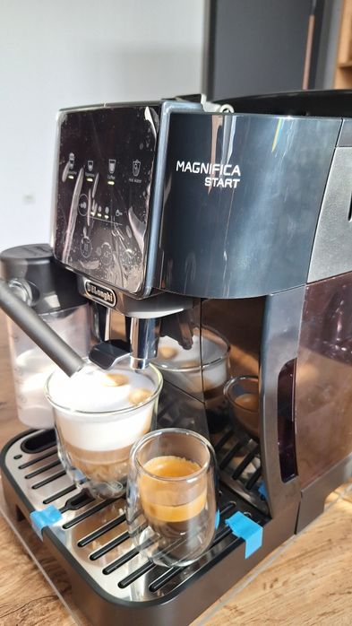 Кавомашина Delonghi Magnifica START
