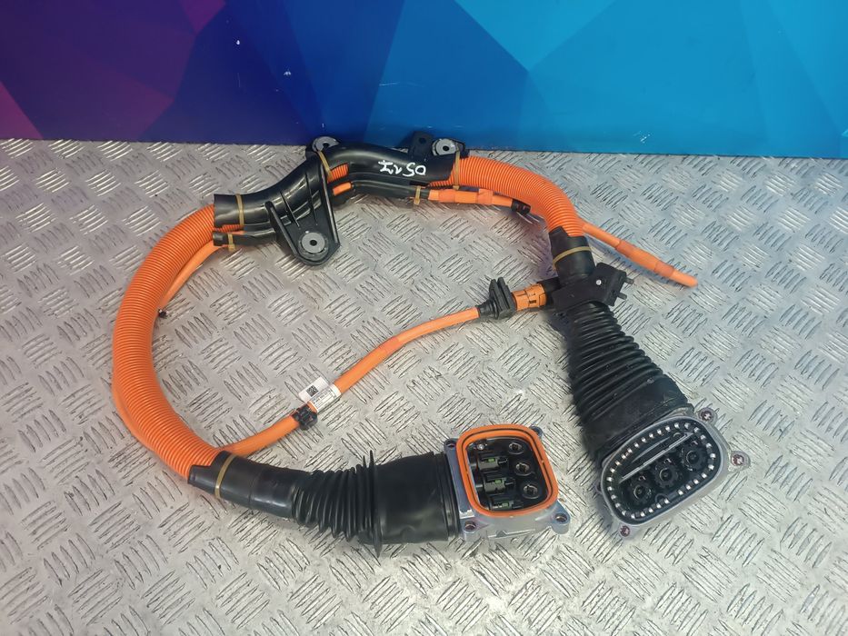 Високовольтний кабель BMW X5  G05 БМВ Х5 Г05 розборка шрот запчастини 61136809228 6809228 Высоковольтный кабель