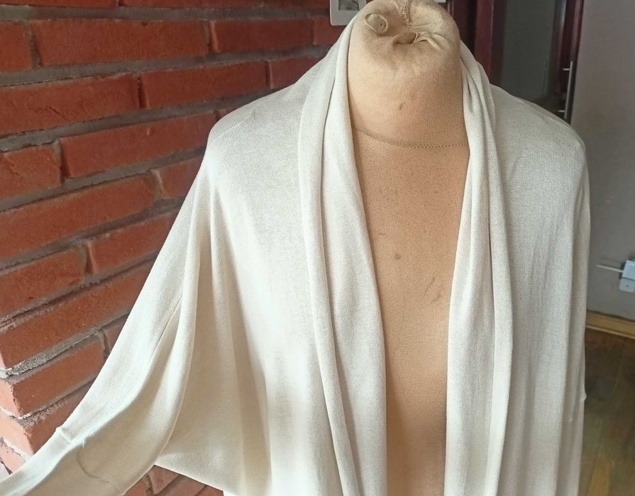 Max Mara piękny sweter oversize 36