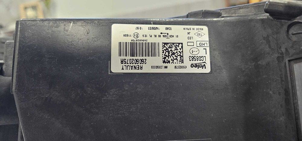 Farol Renault Megane Carrinha Full Led 2017