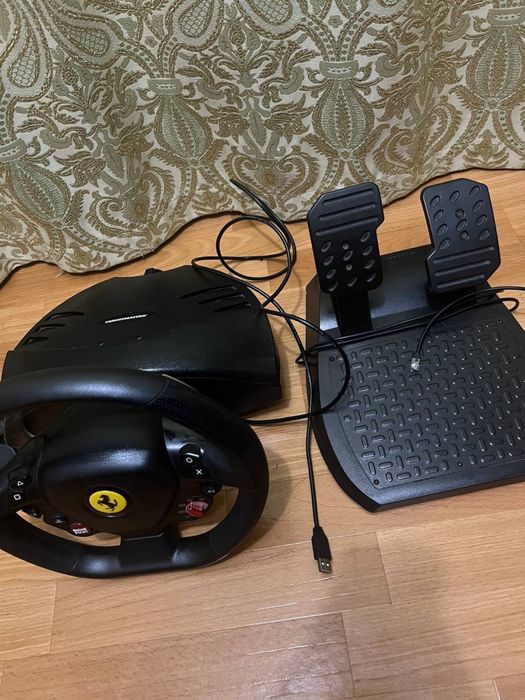 Кермо Thrustmaster T80 Ferrari 488 GTB Edition (PS4 / PS5 / PC)
