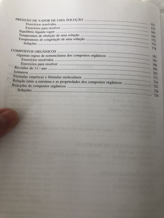 Livro de exercicios Problemas Quimica 1 volume I 12 ano