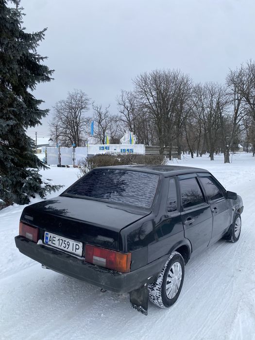 Продам ваз 21099 в хорошем состояние