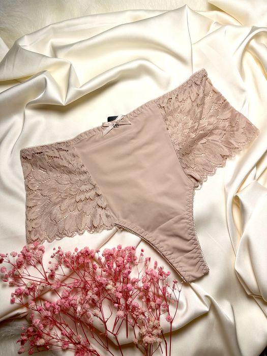 Одяг, нижня білизна, топ, корсет, бра, труси, ліфчик, бюст