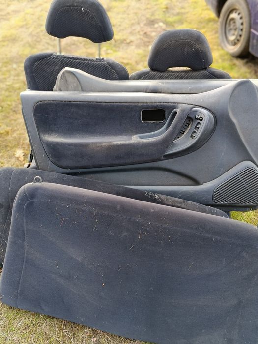 Nissan 100 NX interior completo