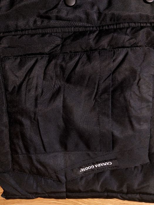 Жилетка Canada Goose