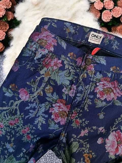 Spodnie Jeansy Granatowe Kolorowe Kwiaty Róże Floral Boho Hippie Retro