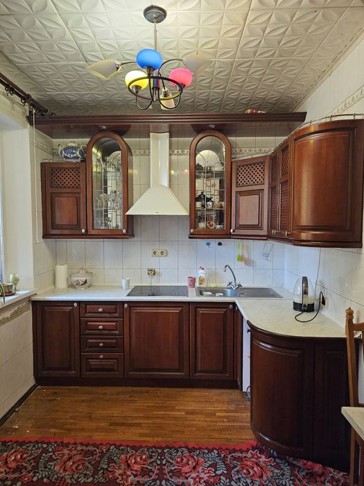 Сдаю  2-к.кв, 54м, 2балкона, Кричевского,39