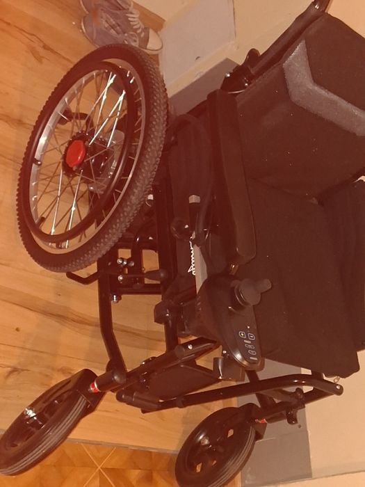 Wózek inwalidzki na joystick