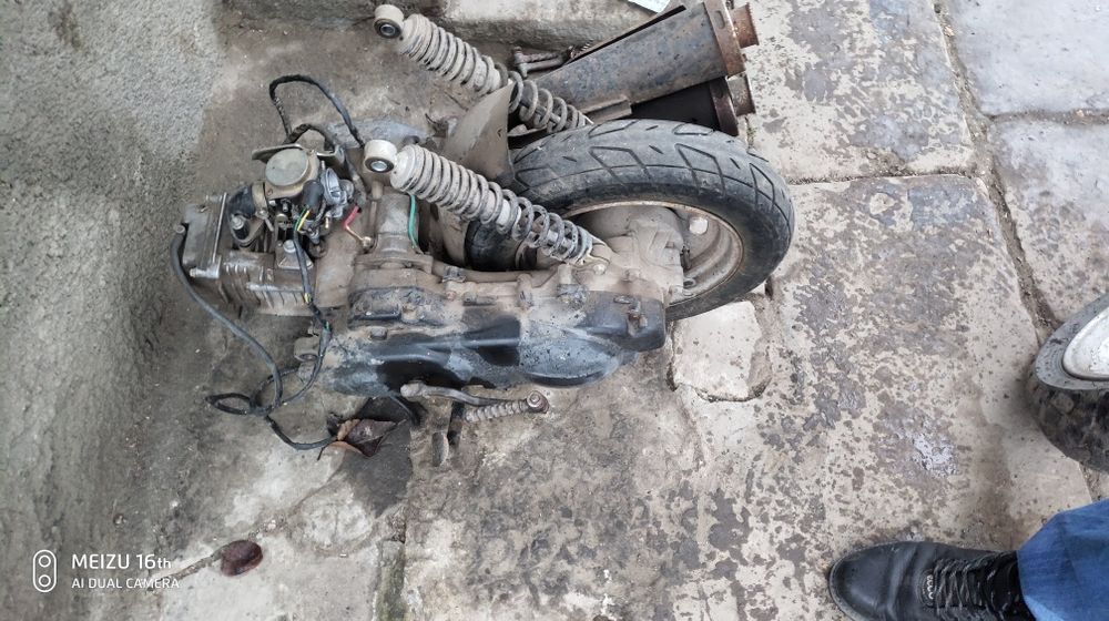 Продам різні двигуни на різні скутери мопеди