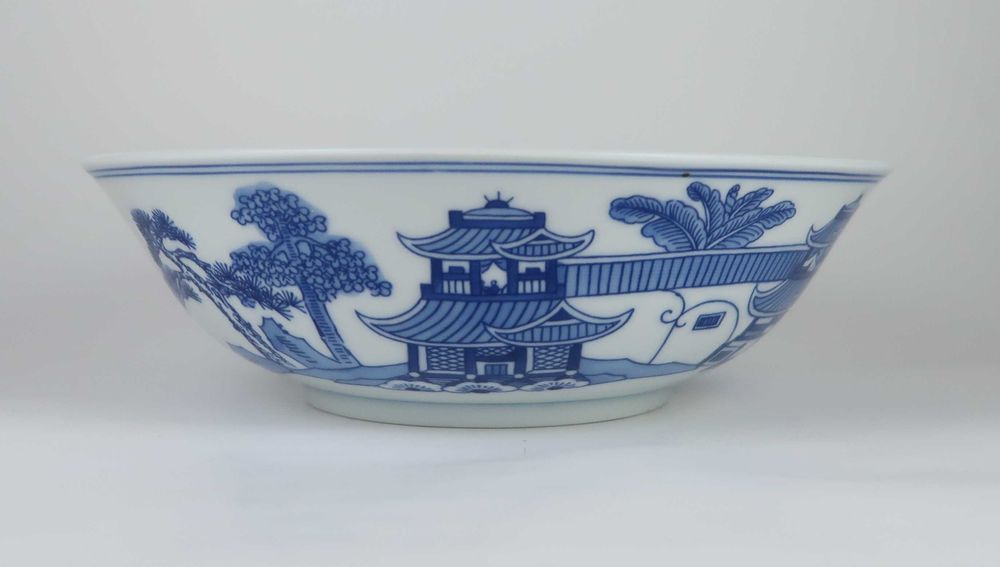 Taça em porcelana da China Cantão