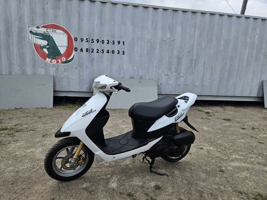 Скутер Suzuki ZZ inch up sport с контейнера без пробега по Украине.
Скутер Suzuki ZZ inch up sport