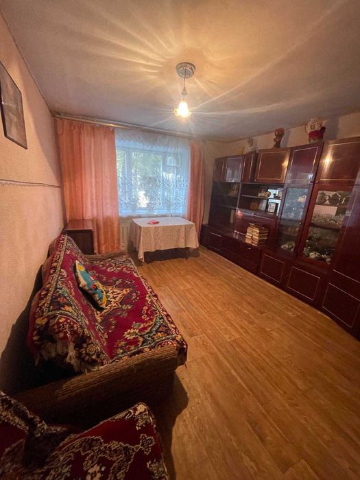 2-кімнатна квартира на Виставці МІНІМАЛЬНЕ ПЕРЕОФОРМЛЕННЯ