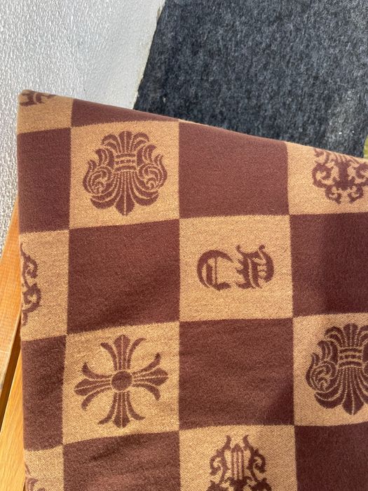 Echarpe  “ Chrome Heart “  -  Castanho