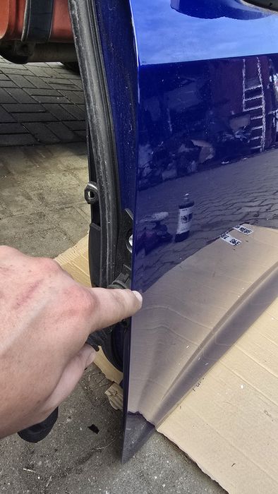 Drzwi corolla e21 lift lewe 8y8 kombi