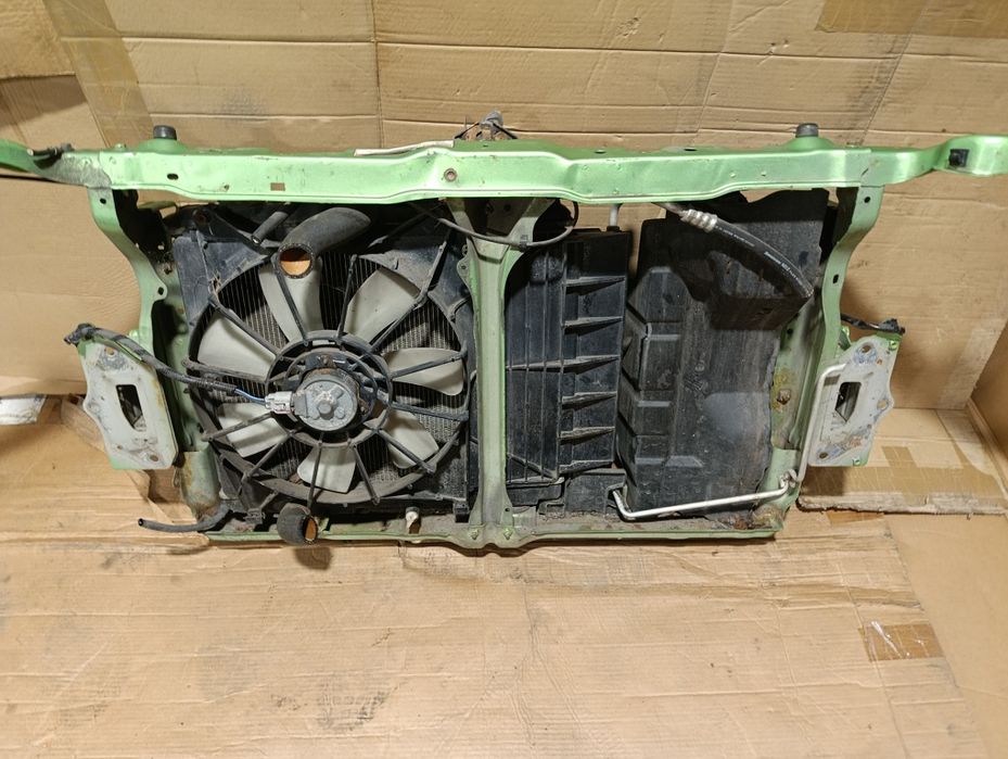 Pas przedni Opel Agila B Suzuki Splash