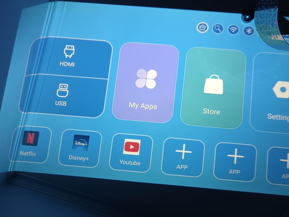 Magcubic projector 8K LED