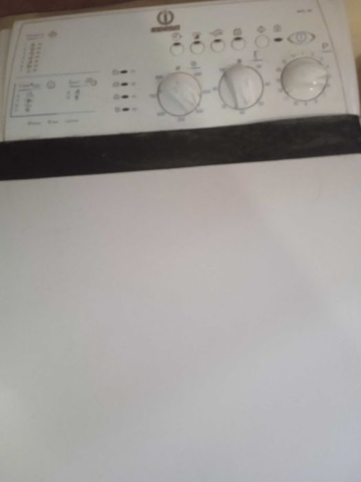 Продам пральну машину індезіт