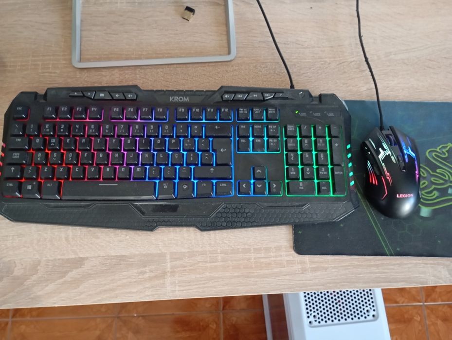 Computador Intel desktop