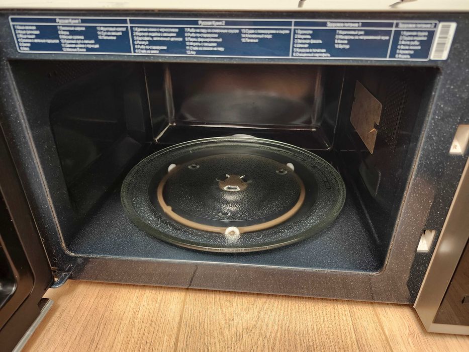 Мікрохвильова піч Samsung 23л