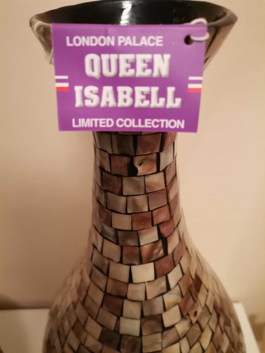 Wazon Queen Isabell