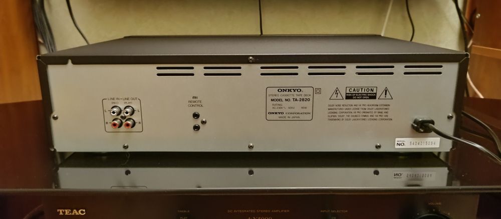 Кассетная дека Onkyo TA-2820