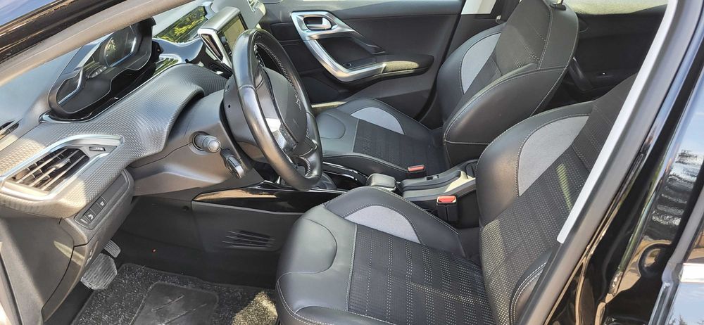 Peugeot 2008 1.2i Automat