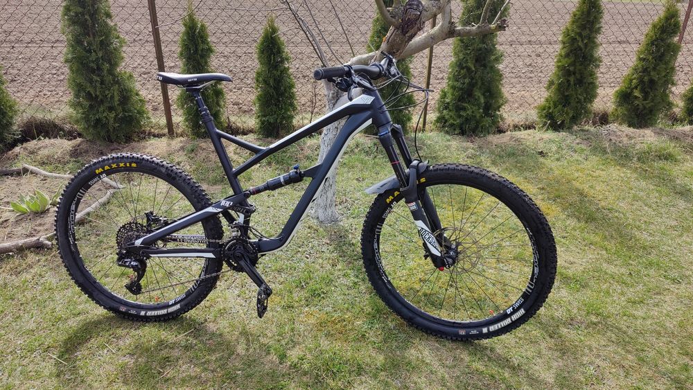 YT Jeffsy AL 2 27.5" XL rower trail
