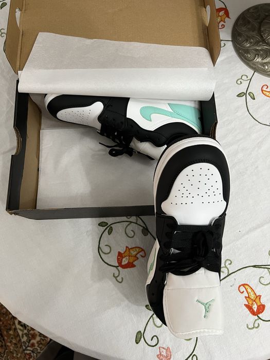 Air Jordan 1 Low  42
