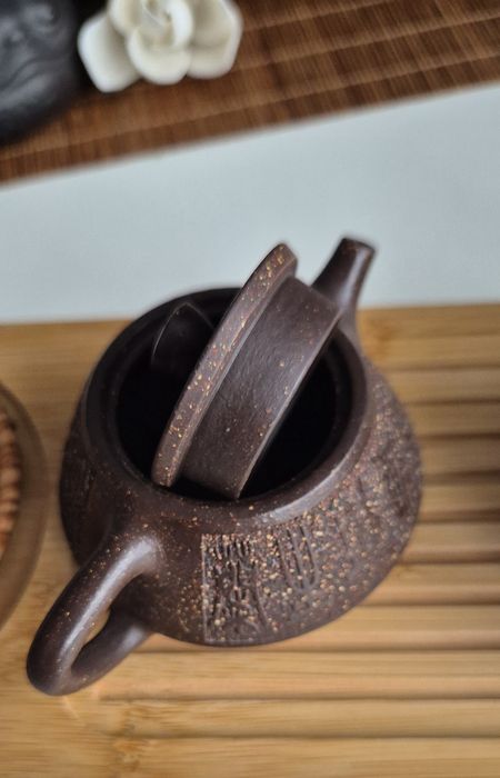 Чайник ісинська глина