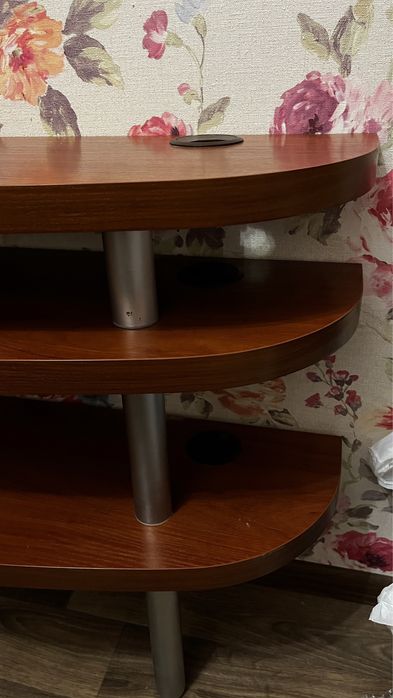 Тумба под телевизор