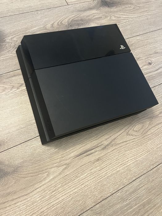 ps4 fat 500GB używany