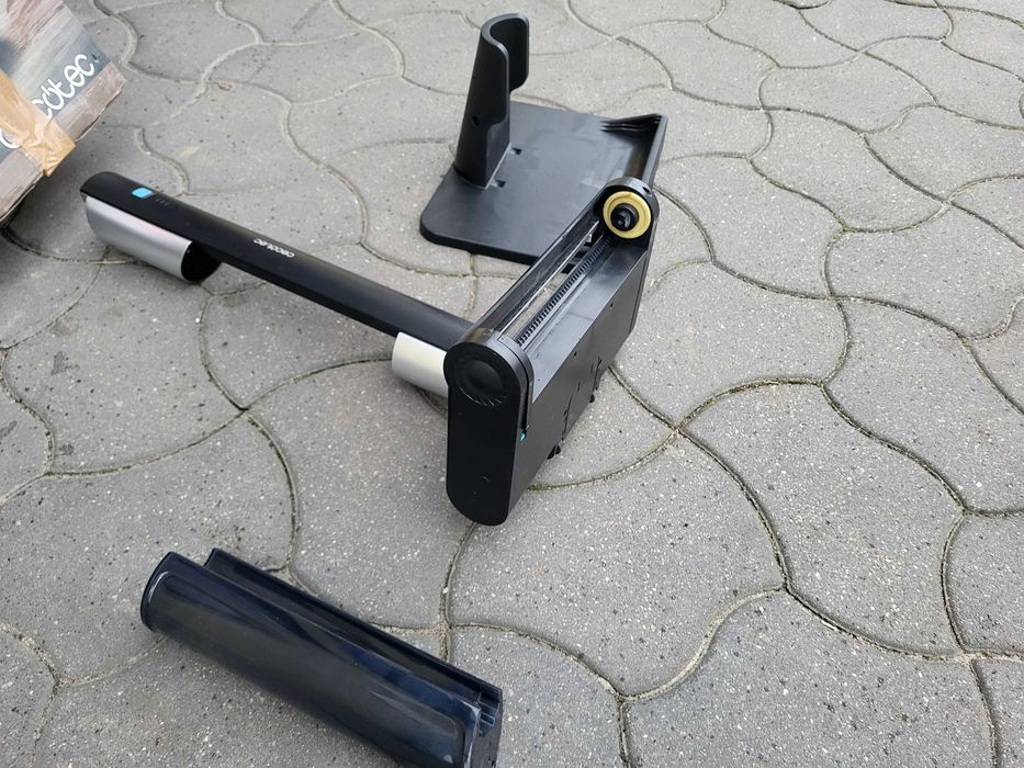 Mop elektryczny CECOTEC Freego Wash Bezprzewodowy