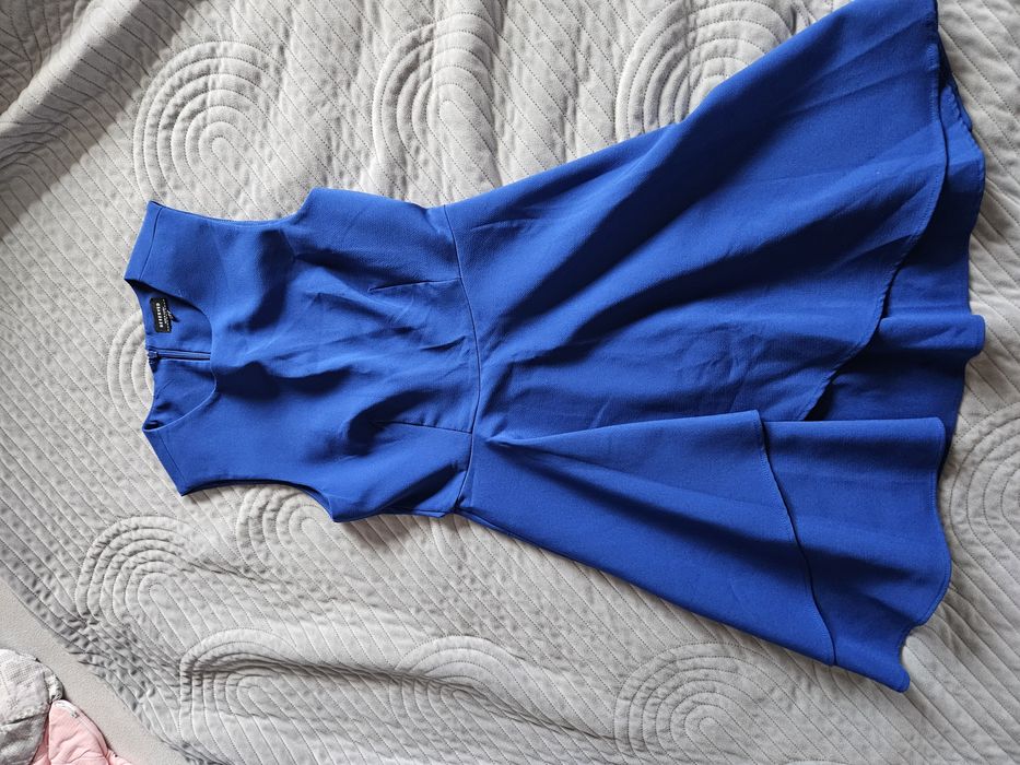 Kobaltowa sukienka Reserved r. 36