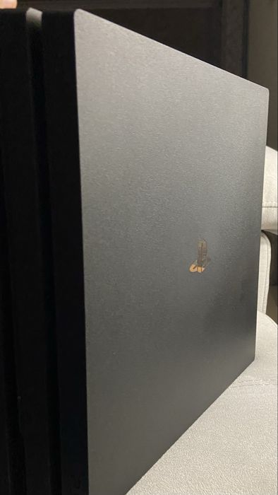 Vendo Playstation 4 Pro
