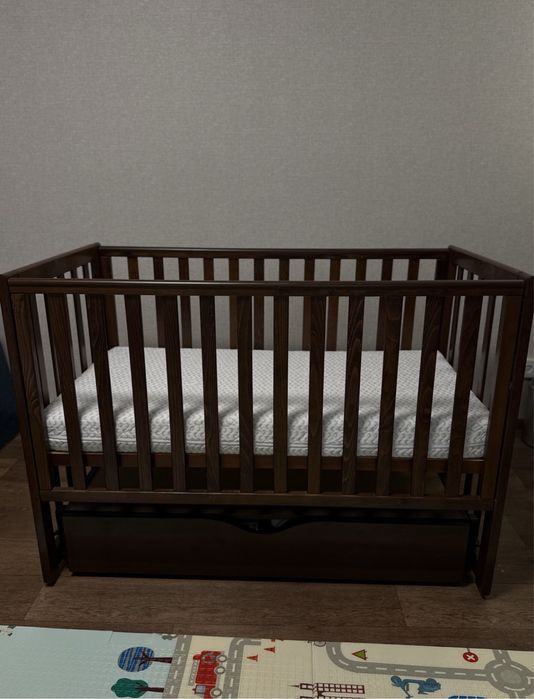 Детская кроватка и матрас Верес veres